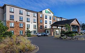 Holiday Inn Express Newport By Ihg